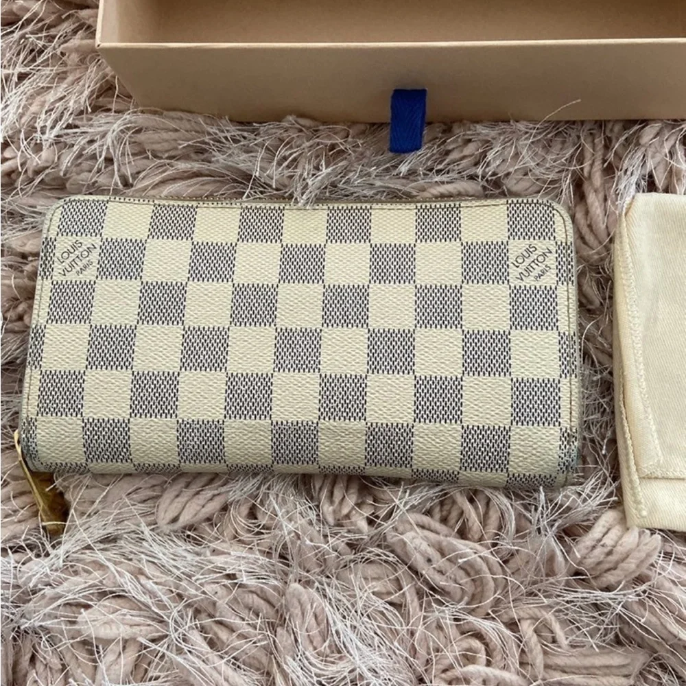 Louis Vuitton zippy wallet - Picture 2 of 10